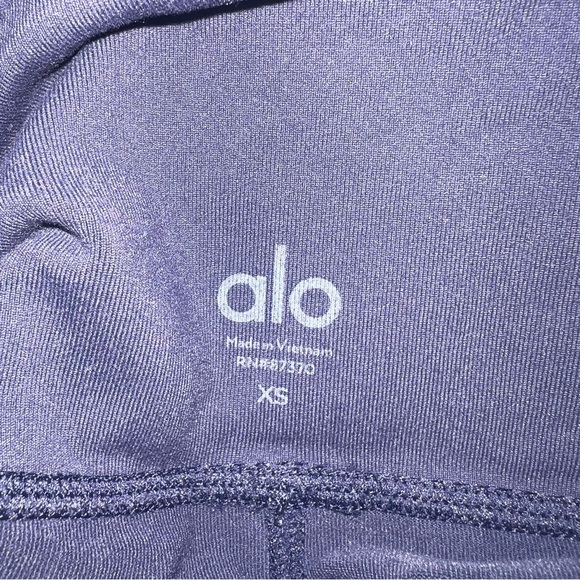 ALO Navy XS Leggings - Picture 3 of 5